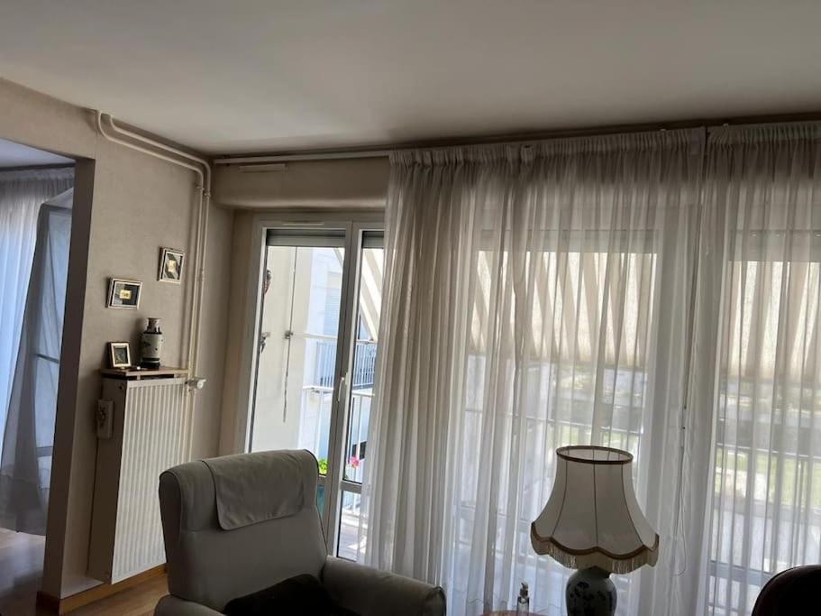 Tours, Repos Paisible En Bord De Cher Екстериор снимка